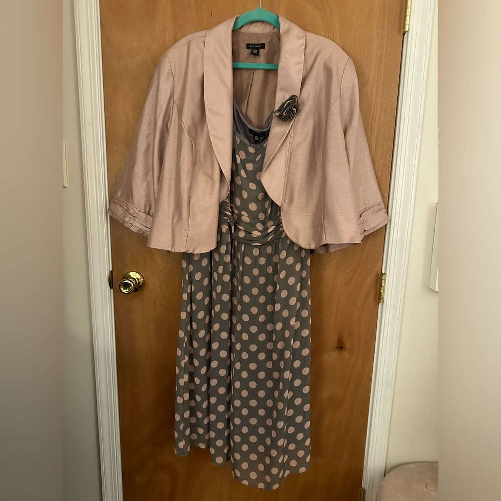 Women’s Formal Dress & Blazer, Size 24W